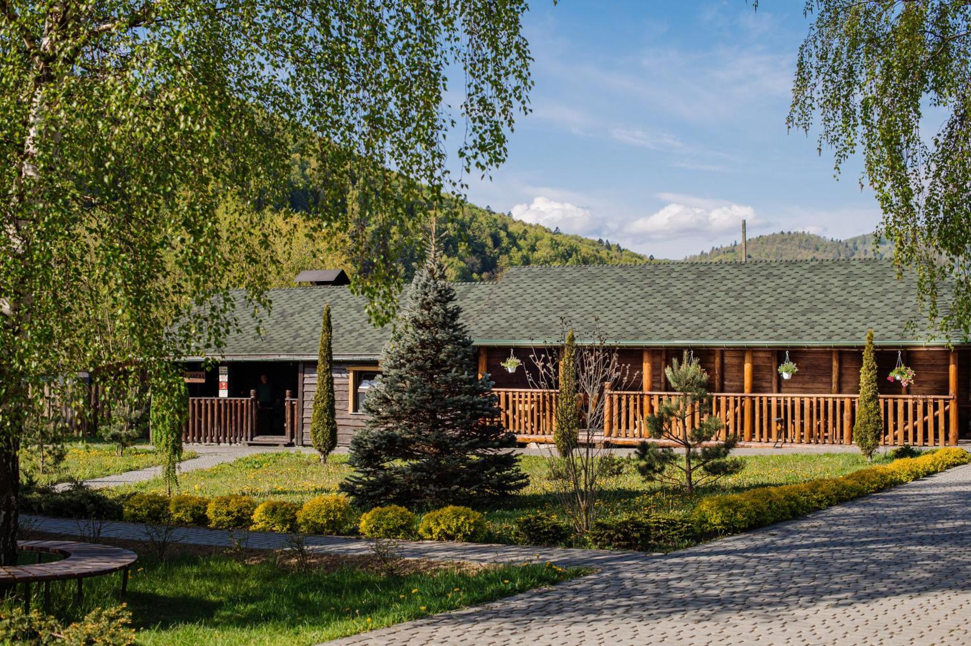 Рибничанка Hotell Skhidnytsia Exteriör bild