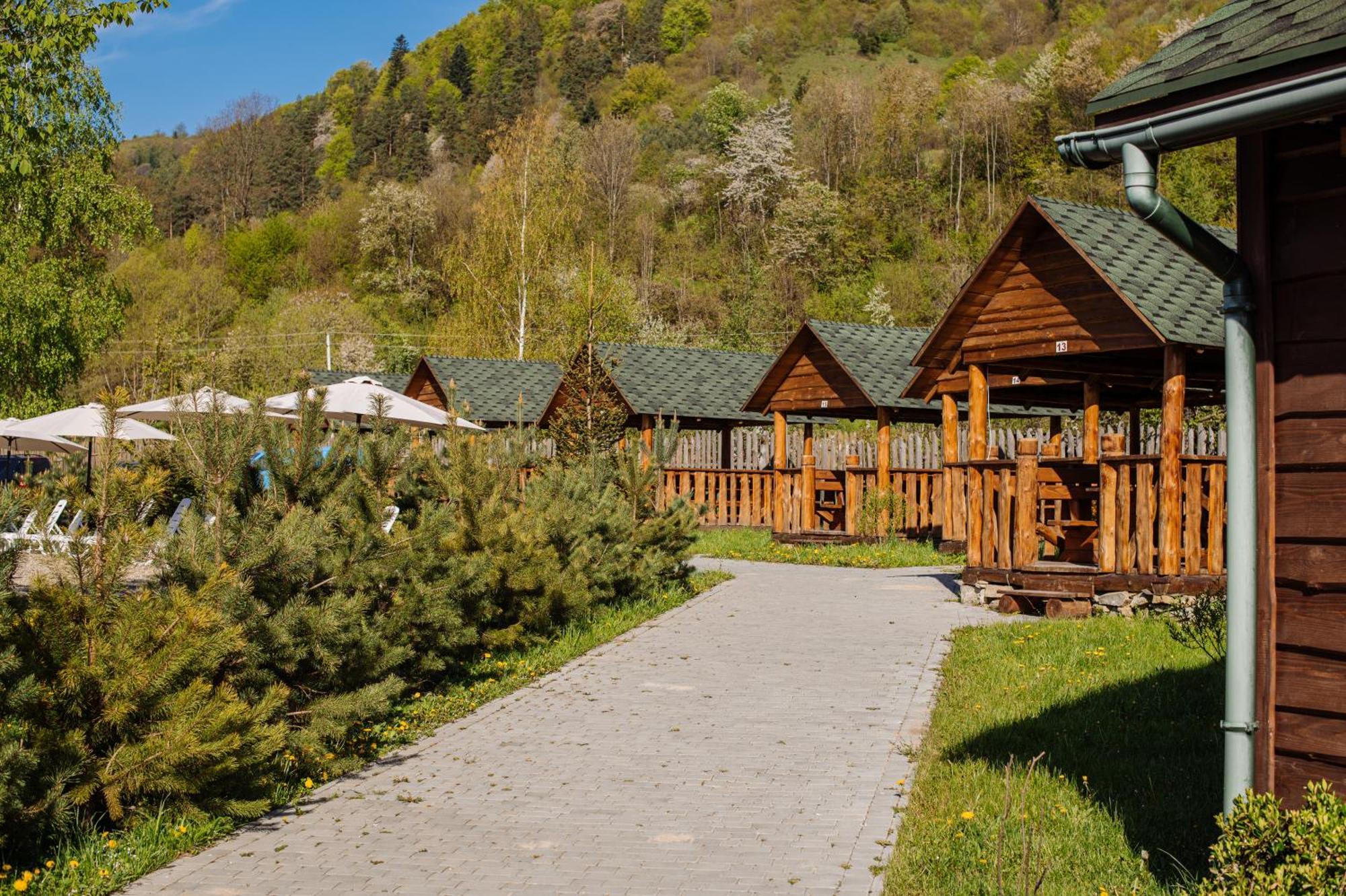 Рибничанка Hotell Skhidnytsia Exteriör bild