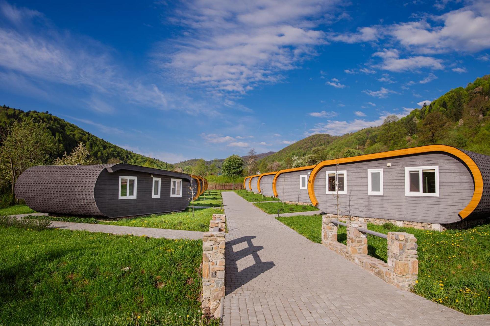 Рибничанка Hotell Skhidnytsia Exteriör bild