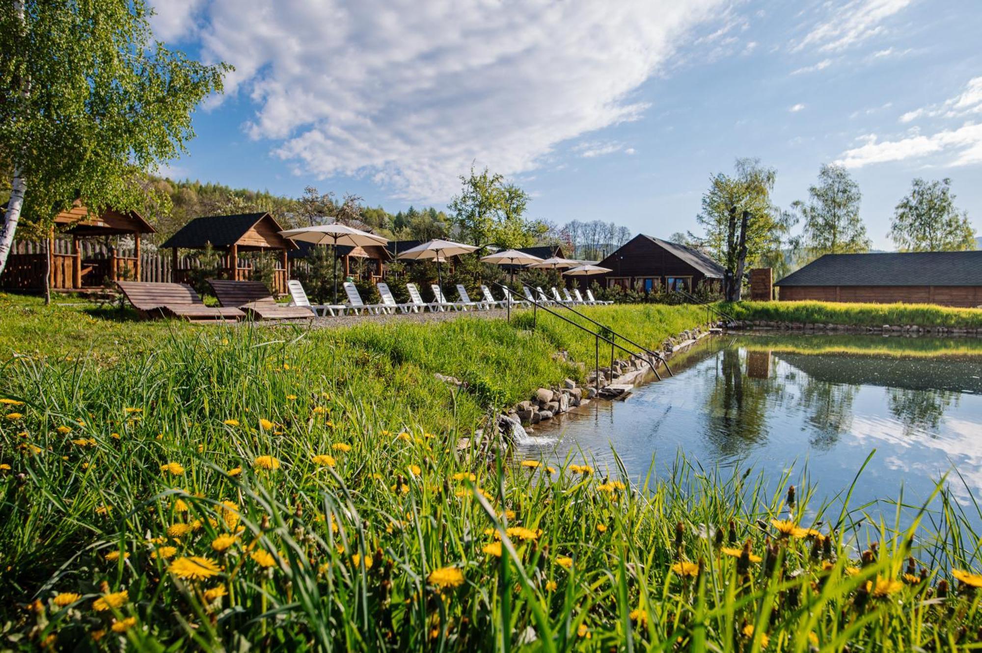 Рибничанка Hotell Skhidnytsia Exteriör bild