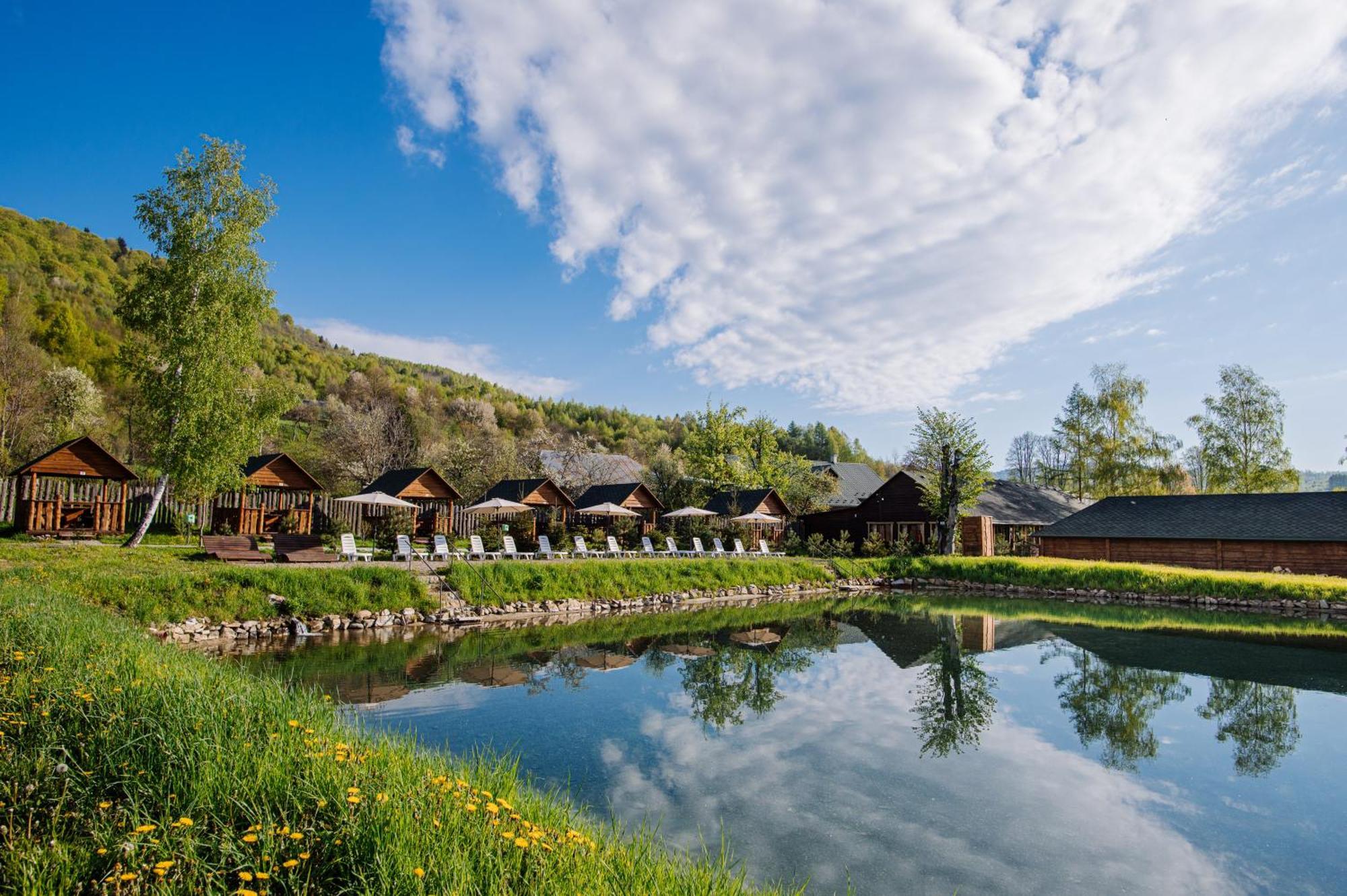 Рибничанка Hotell Skhidnytsia Exteriör bild