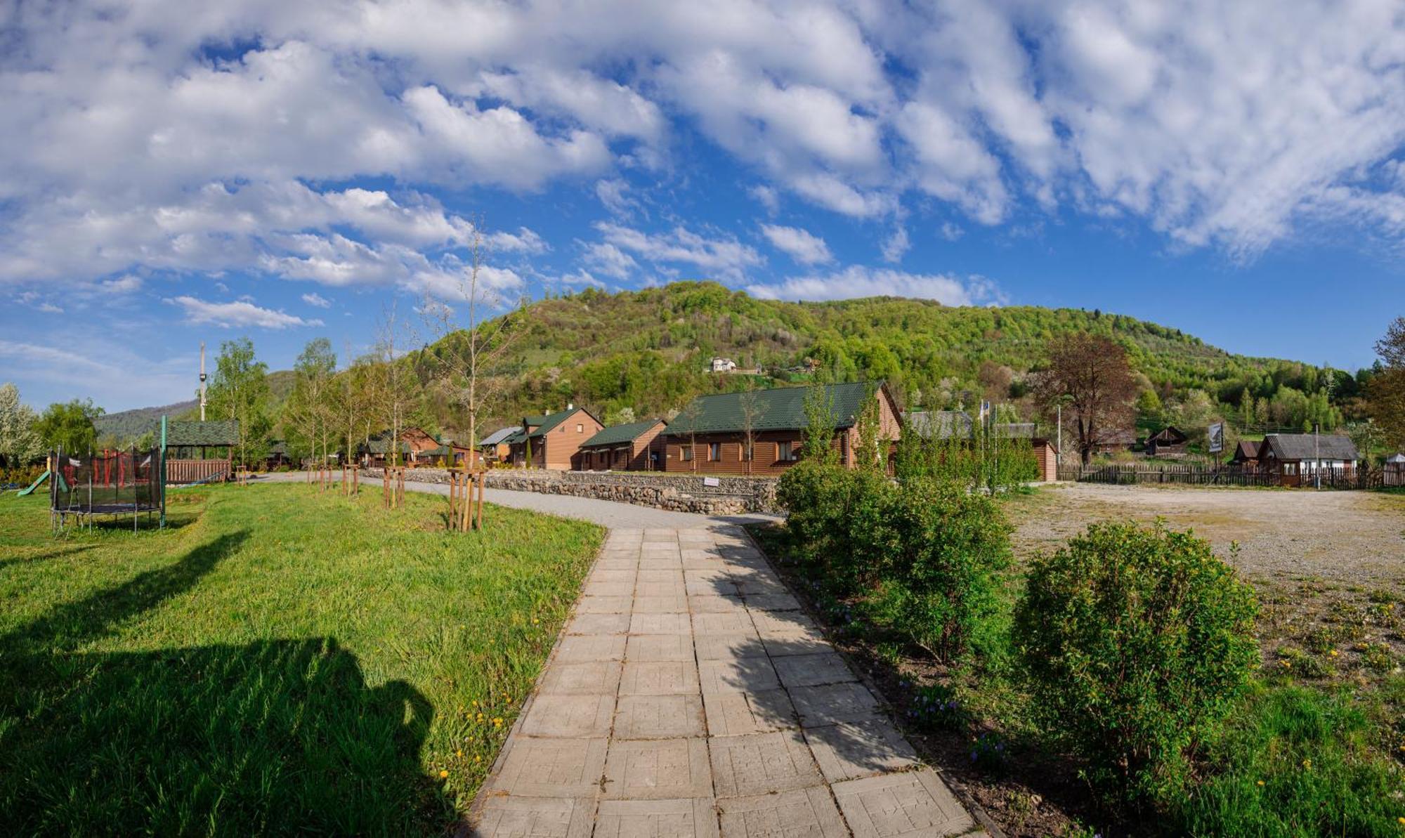 Рибничанка Hotell Skhidnytsia Exteriör bild