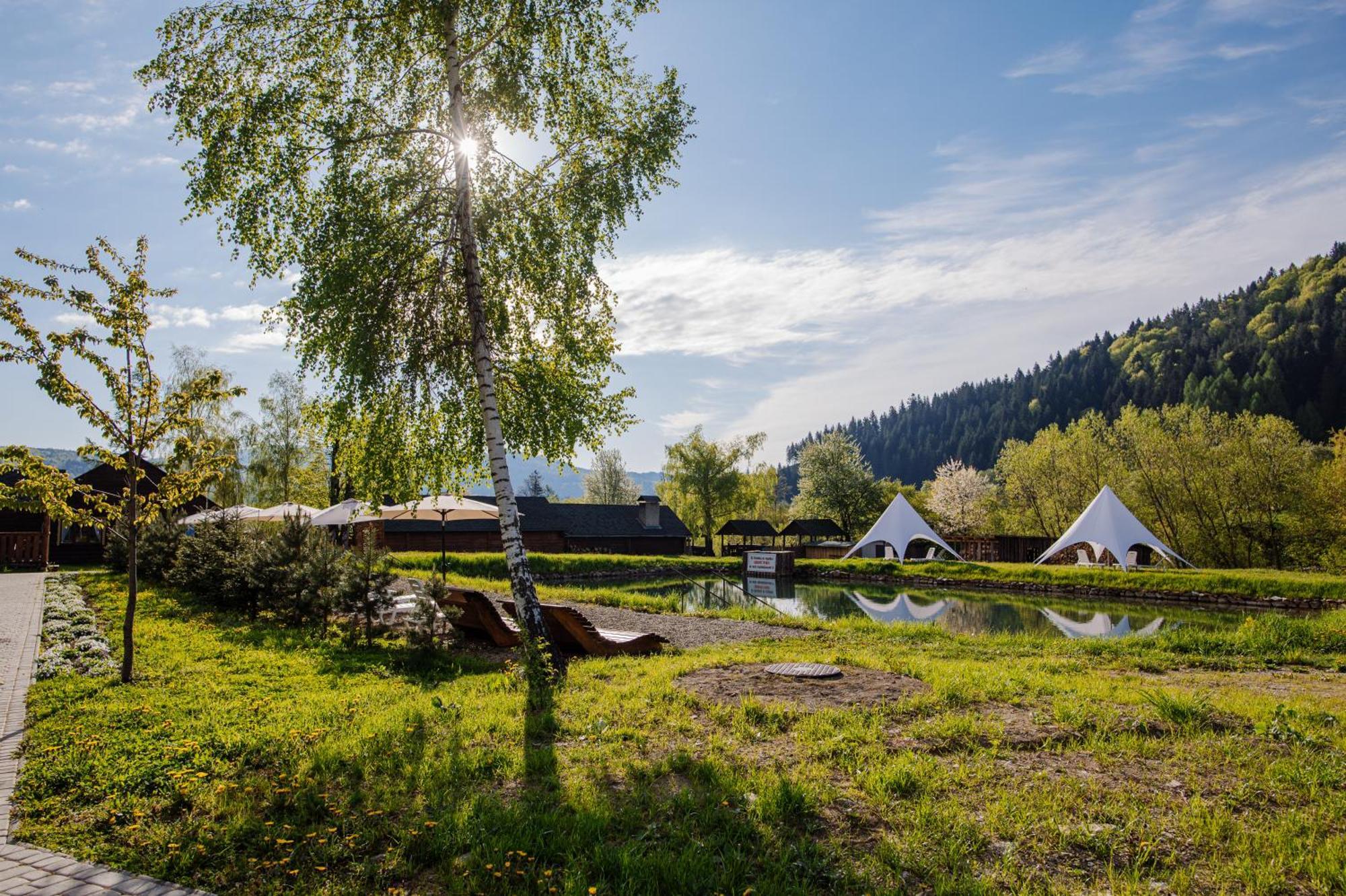 Рибничанка Hotell Skhidnytsia Exteriör bild