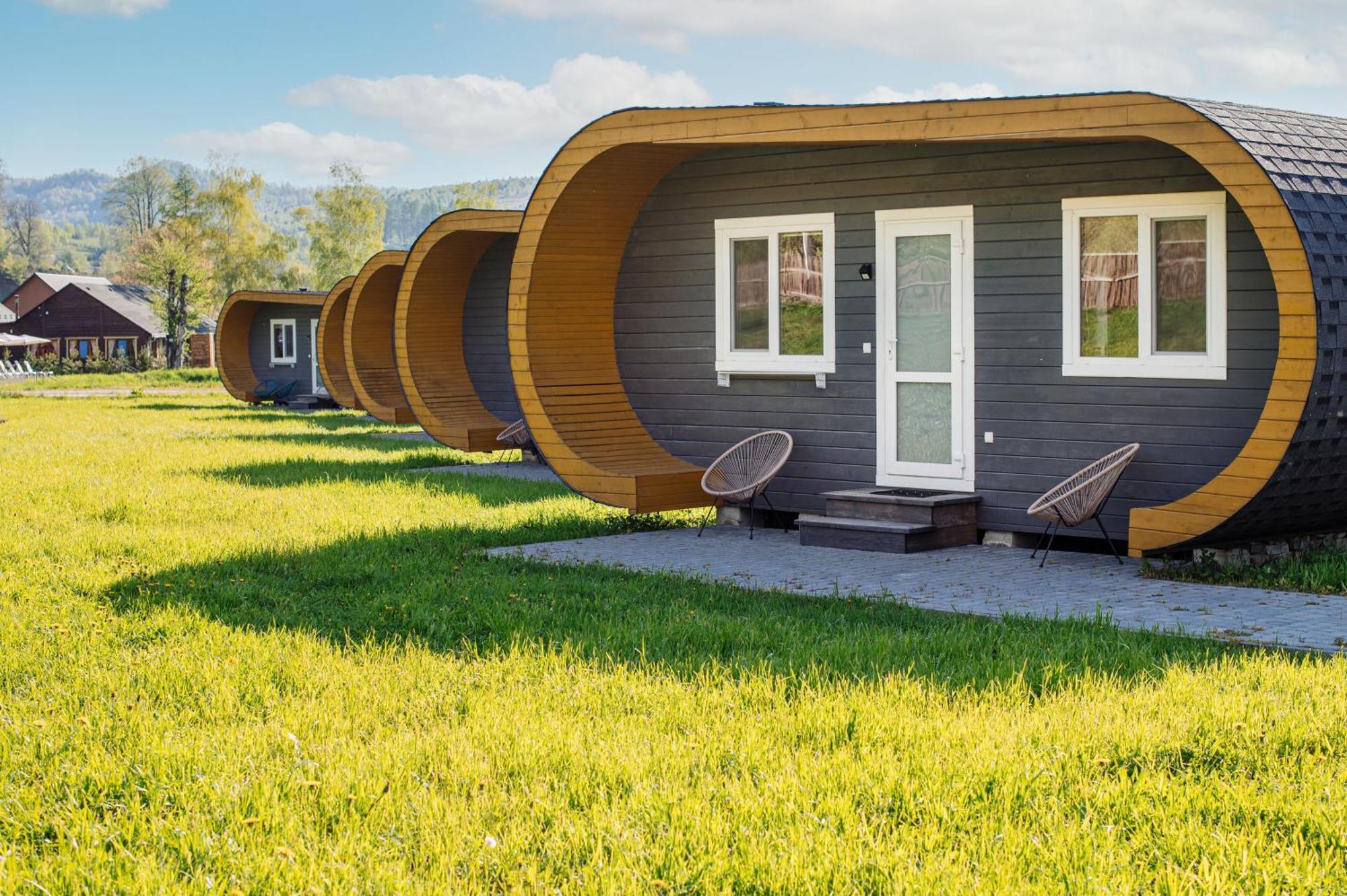 Рибничанка Hotell Skhidnytsia Exteriör bild