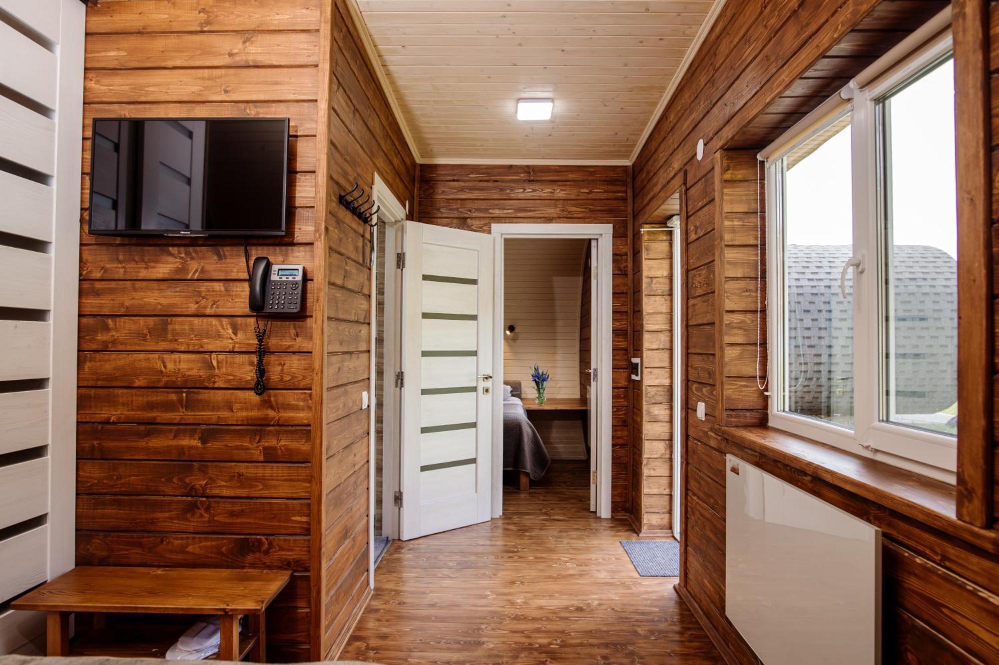 Рибничанка Hotell Skhidnytsia Exteriör bild