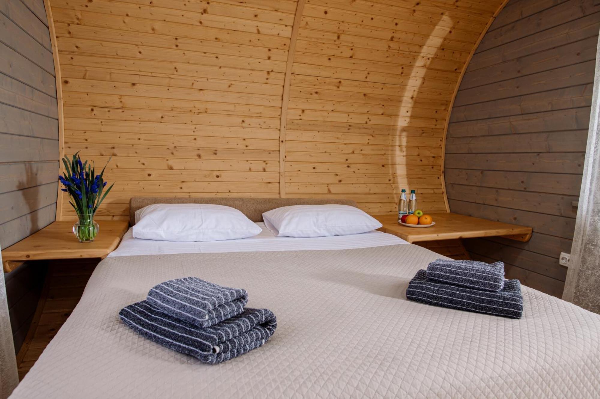 Рибничанка Hotell Skhidnytsia Rum bild